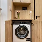 דירה The Modern Wood By Flat Mаnager *